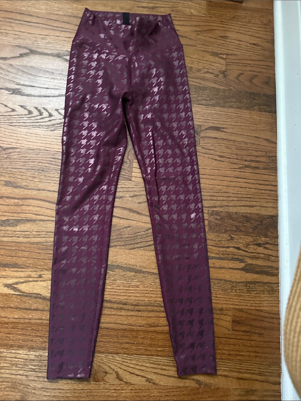 Peloton Burgundy Metallic Houndstooth Leggings